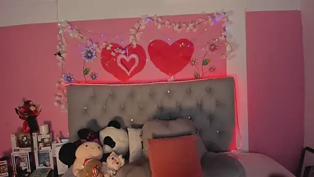 Snapshot of LEXA_MURPHY chatting on 02-15-26, 02:52 LEXA MURPHY online show from 02-15-26, 02:52