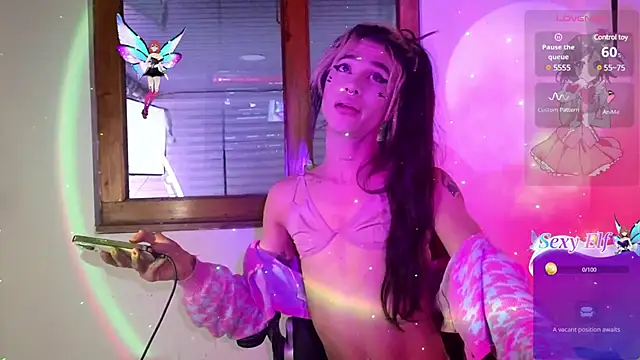 Snapshot of stormytt_ chatting on 12-17-24, 09:17 stormytt  online show from 12-17-24, 09:17