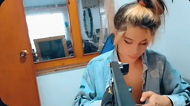 Snapshot of stormytt_ chatting on 12-18-24, 10:24 stormytt  online show from 12-18-24, 10:24