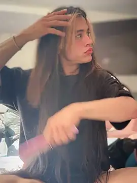 Snapshot of stormytt_ chatting on 01-14-25, 07:53 stormytt  online show from 01-14-25, 07:53