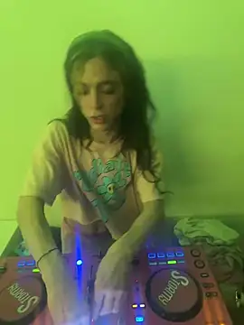 Snapshot of stormytt_ chatting on 02-07-25, 11:23 stormytt  online show from 02-07-25, 11:23