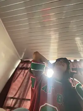 Snapshot of stormytt_ chatting on 10-14-25, 07:03 stormytt  online show from 10-14-25, 07:03