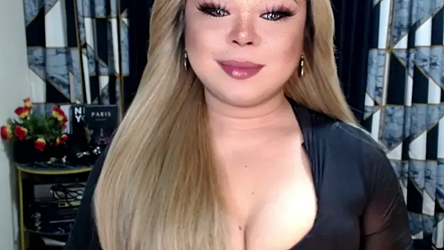 Mistress DOMnicaaxx online show from 12-03-25, 01:53