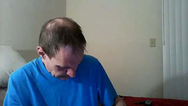 Snapshot of Jbblair01 chatting on 06-10-26, 03:39 Jbblair01 online show from 06-10-26, 03:39