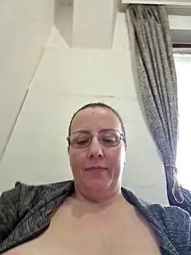 Snapshot of Goodass7 chatting on 05-16-26, 07:49 Goodass7 online show from 05-16-26, 07:49