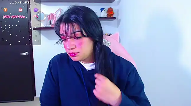 Snapshot of Vannessa__Shy chatting on 02-03-25, 09:07 Vannessa  Shy online show from 02-03-25, 09:07