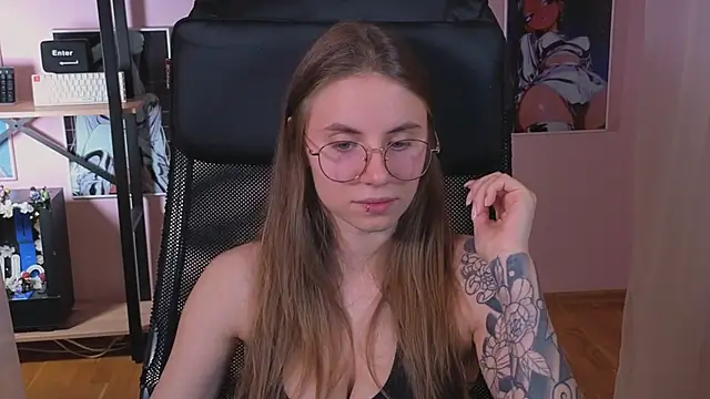  AnnaStark  online show from 09-10-25, 08:09