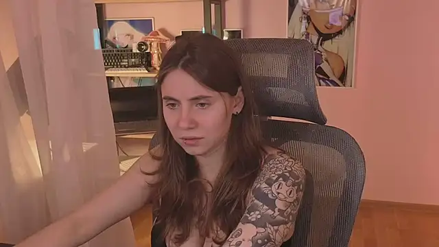  AnnaStark  online show from 07-08-26, 08:46