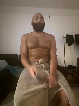 Roguecut82 online show from 09-17-25, 02:08