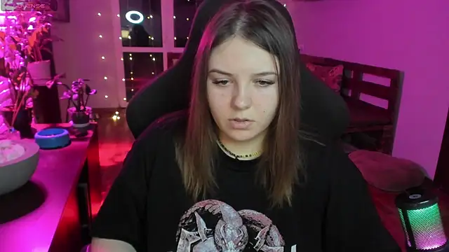 Snapshot of XNirvanaX chatting on 02-09-26, 03:54 XNirvanaX online show from 02-09-26, 03:54