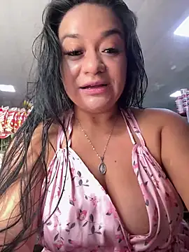 Snapshot of Indira_Nahali1 chatting on 04-12-26, 04:01 Indira Nahali1 online show from 04-12-26, 04:01