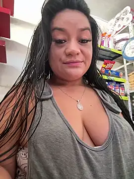 Snapshot of Indira_Nahali1 chatting on 04-22-26, 02:40 Indira Nahali1 online show from 04-22-26, 02:40