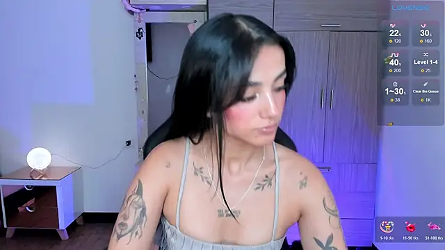 Lizzie corner v online show from 03-24-26, 11:54