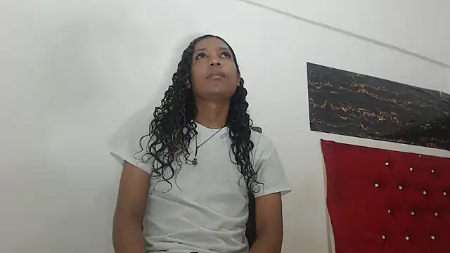 Snapshot of shairaStarr chatting on 12-04-24, 09:29 shairaStarr online show from 12-04-24, 09:29