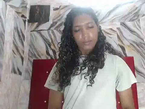 Snapshot of shairaStarr chatting on 01-21-25, 03:10 shairaStarr online show from 01-21-25, 03:10