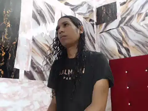 Snapshot of shairaStarr chatting on 02-08-25, 12:17 shairaStarr online show from 02-08-25, 12:17