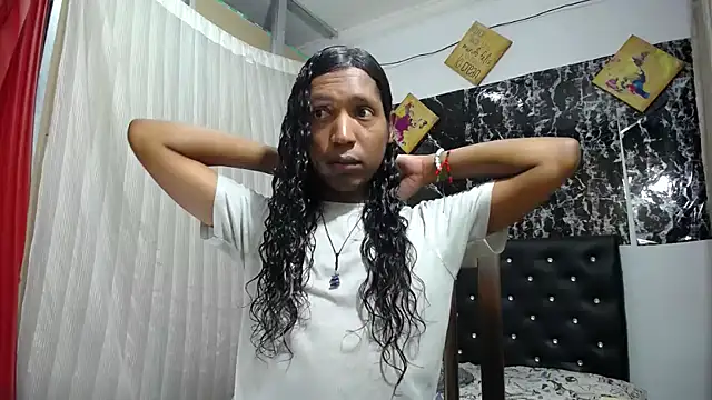 Snapshot of shairaStarr chatting on 02-19-25, 12:11 shairaStarr online show from 02-19-25, 12:11