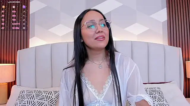 Sammy Fit  online show from 03-20-25, 03:04