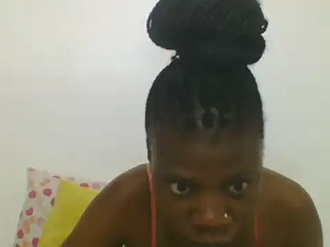 Snapshot of Sweetbaby004 chatting on 02-27-25, 02:32 Sweetbaby004 online show from 02-27-25, 02:32