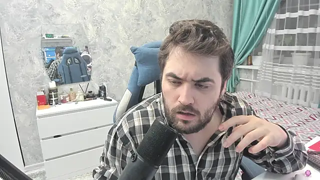 Snapshot of Morlaios chatting on 01-23-25, 10:22 Morlaios online show from 01-23-25, 10:22