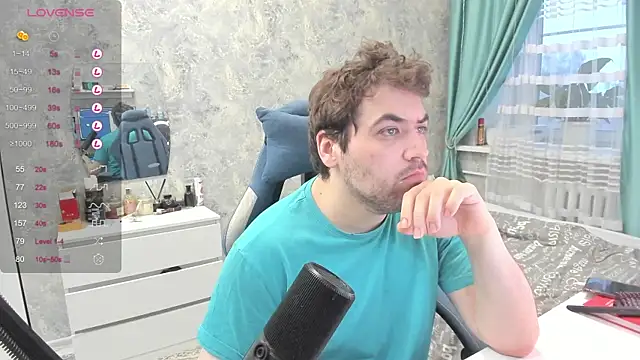 Snapshot of Morlaios chatting on 02-05-25, 01:33 Morlaios online show from 02-05-25, 01:33