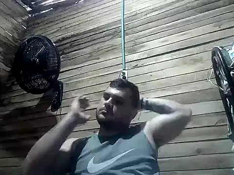 Arcangel 05 online show from 04-15-26, 01:51