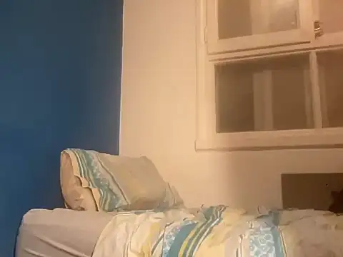 Snapshot of Fabrissi chatting on 10-26-25, 08:31 Fabrissi online show from 10-26-25, 08:31