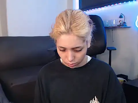 Snapshot of MaryJannes chatting on 02-26-25, 02:36 MaryJannes online show from 02-26-25, 02:36