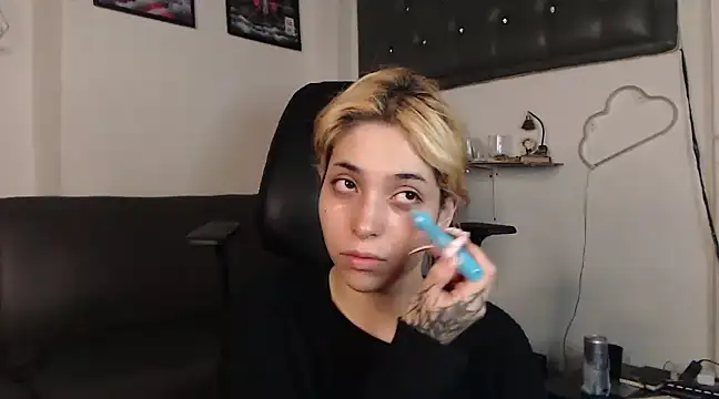 Snapshot of MaryJannes chatting on 03-21-25, 06:05 MaryJannes online show from 03-21-25, 06:05