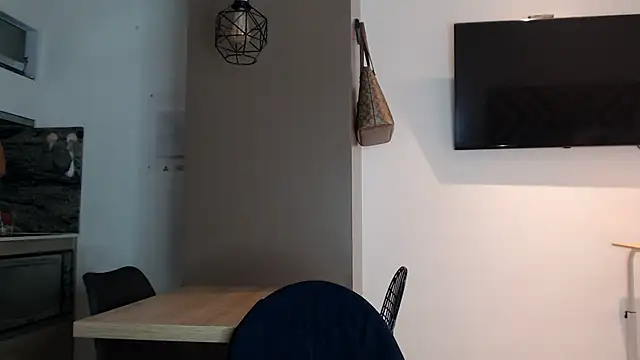 alexademie1 online show from 12-07-24, 12:41