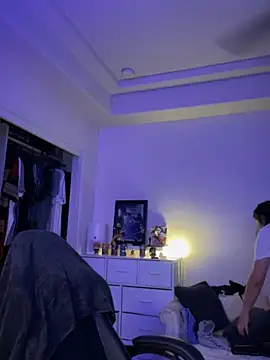 drizzypeach602 online show from 02-21-25, 05:24