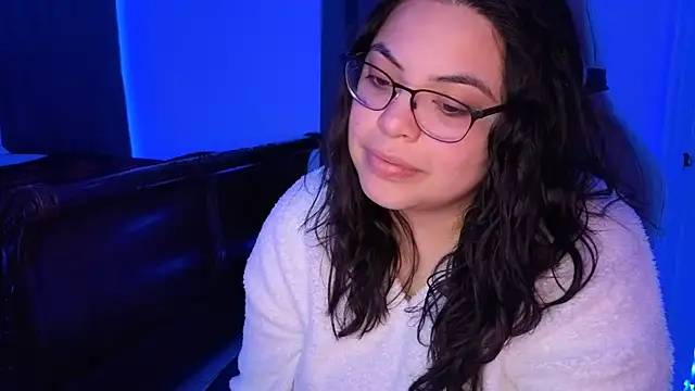 Snapshot of drizzypeach602 chatting on 01-19-26, 04:27 drizzypeach602 online show from 01-19-26, 04:27