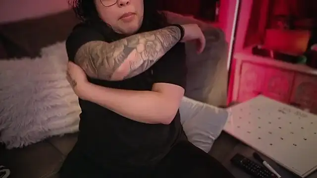 drizzypeach602 online show from 07-01-26, 04:25