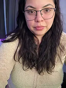 drizzypeach602 online show from 07-18-26, 04:27