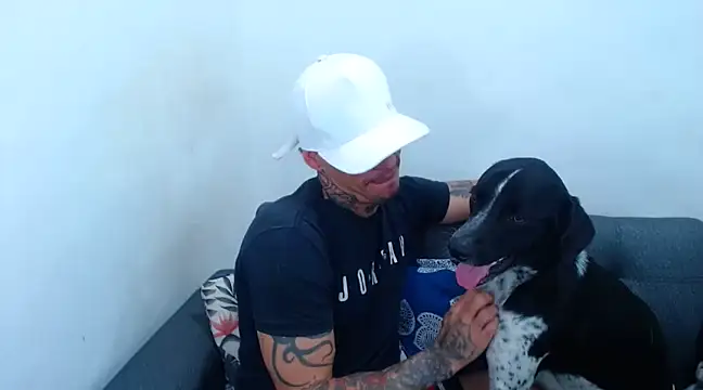 Snapshot of sebas_bigcock69 chatting on 01-11-25, 09:57 sebas bigcock69 online show from 01-11-25, 09:57