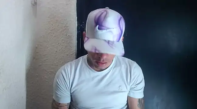 Snapshot of sebas_bigcock69 chatting on 02-20-25, 06:46 sebas bigcock69 online show from 02-20-25, 06:46