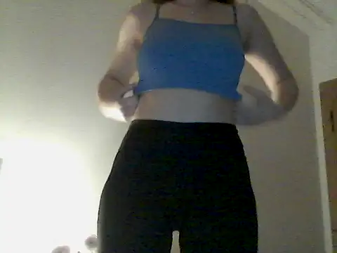 ocean eyess  online show from 04-18-26, 07:58