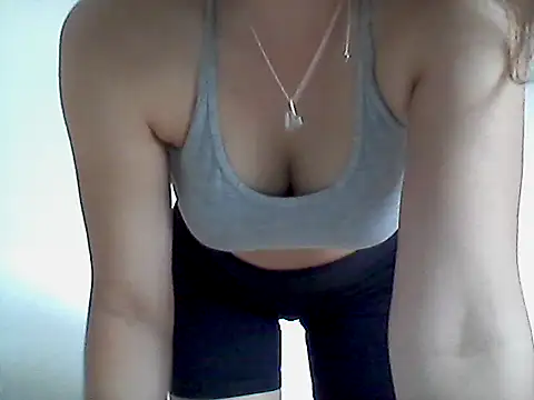 Snapshot of ocean_eyess_ chatting on 07-26-26, 11:28 ocean eyess online show from 07-26-26, 11:28