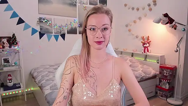 MissRightX online show from 12-24-24, 10:22