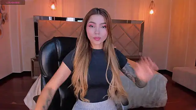 LexieWayne online show from 12-26-24, 07:38