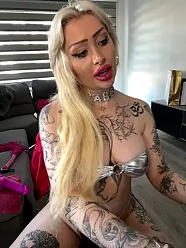 JennaLinn online show from 09-13-25, 02:17