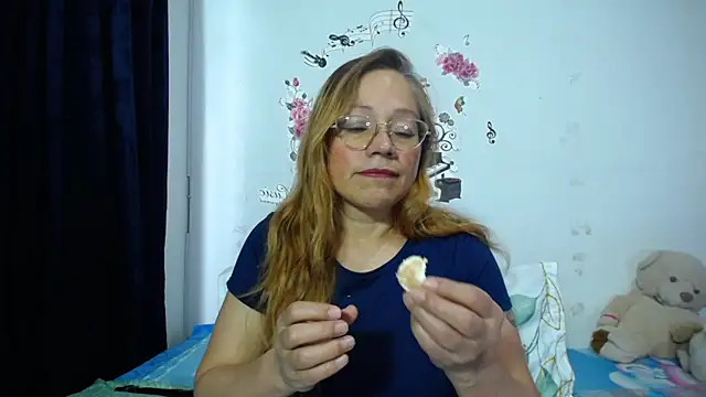 anthonela mature  online show from 12-16-25, 06:13