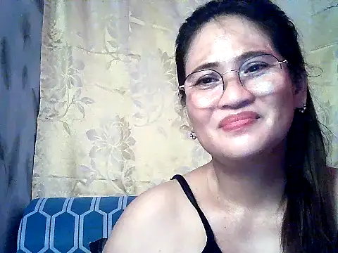 Amazing Angel22 online show from 10-28-25, 03:54