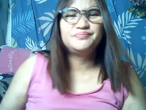 Snapshot of Amazing_Angel22 chatting on 06-13-26, 11:35 Amazing Angel22 online show from 06-13-26, 11:35