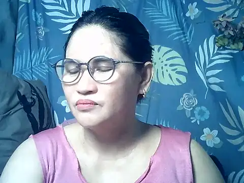Snapshot of Amazing_Angel22 chatting on 06-15-26, 12:24 Amazing Angel22 online show from 06-15-26, 12:24