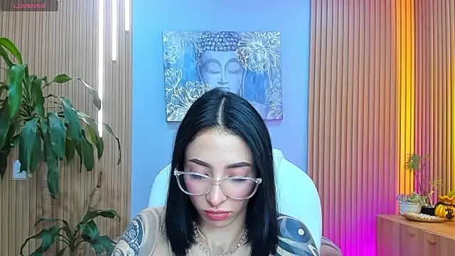 Snapshot of barbie_scoth_ chatting on 05-03-26, 10:49 barbie scoth online show from 05-03-26, 10:49