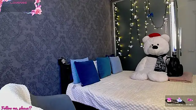 KateJonson online show from 10-20-25, 12:05