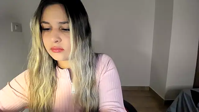 Snapshot of Lana_Sofia1 chatting on 05-03-26, 07:14 Lana Sofia1 online show from 05-03-26, 07:14