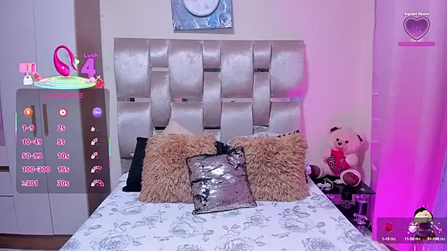 Snapshot of MelanyShayk chatting on 09-10-25, 12:49 MelanyShayk online show from 09-10-25, 12:49