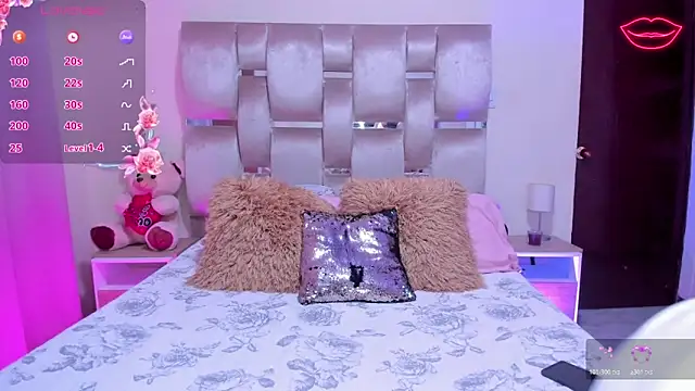 Snapshot of MelanyShayk chatting on 11-05-25, 03:17 MelanyShayk online show from 11-05-25, 03:17